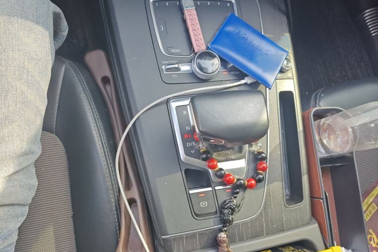 Used Audi Q5L 2018 40 TFSI Prestige Fashion Edition China V Gear Lever