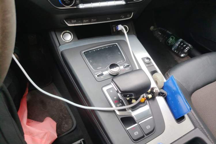 Used Audi Q5L 2018 40 TFSI Prestige Fashion Edition China VI Gear Lever