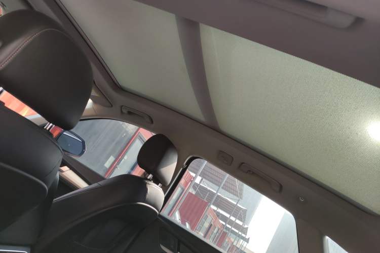 Used Audi Q5L 2018 40 TFSI Prestige Fashion Edition China V Headliner