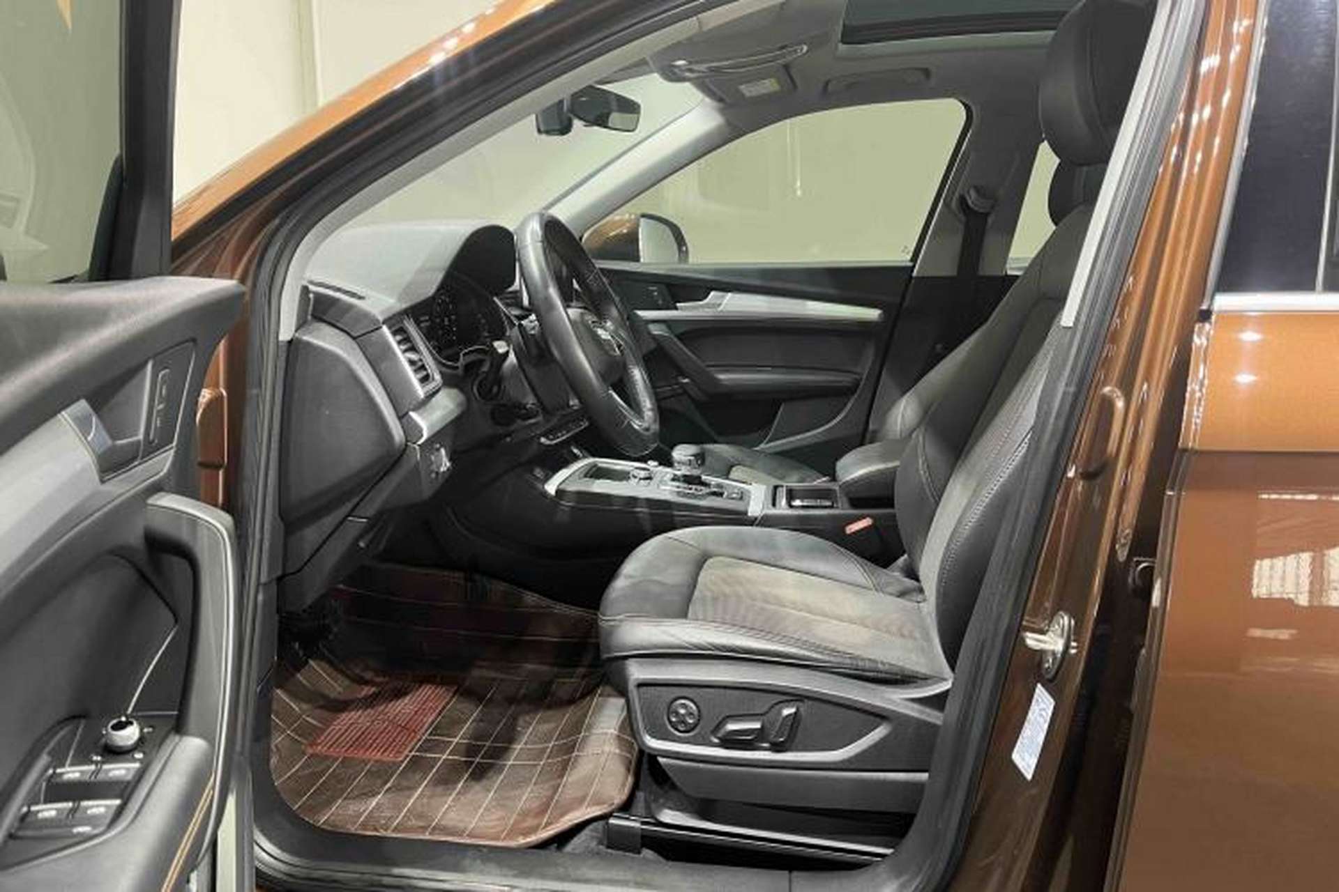 Used Audi Q5L 2018 40 TFSI Prestige Fashion Edition China V Interior 1