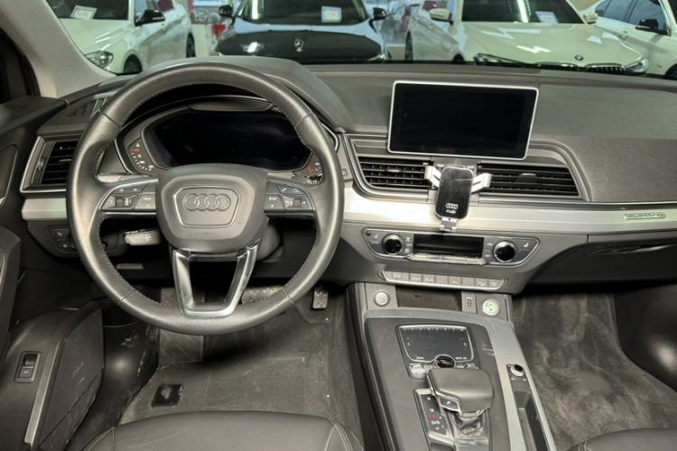 Used Audi Q5L 2018 40 TFSI Prestige Fashion Edition China V Interior 12