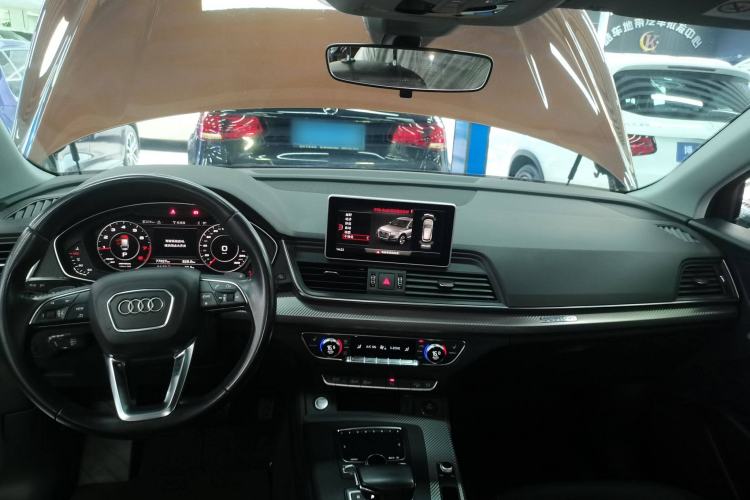 Used Audi Q5L 2018 45 TFSI Prestige Fashion Edition China V Emission Standard Interior 2