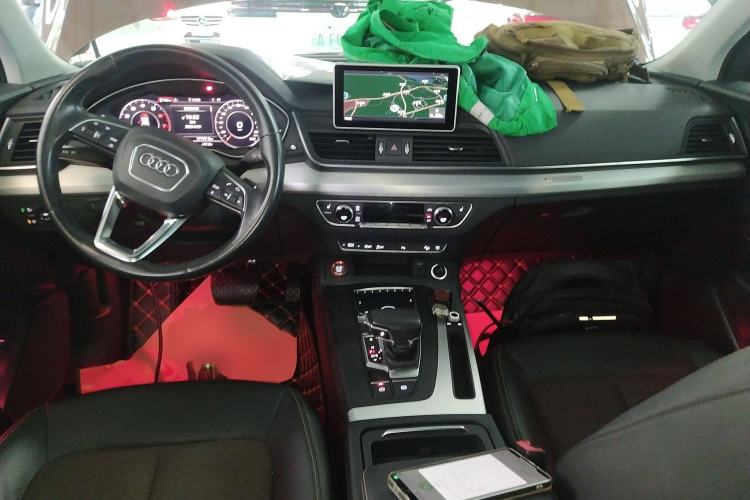 Used Audi Q5L 2018 40 TFSI Prestige Fashion Edition China V Interior 2