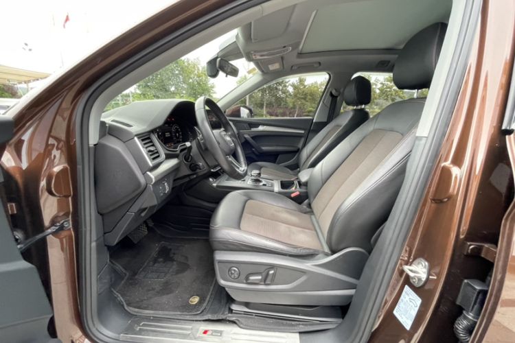 Used Audi Q5L 2018 45 TFSI Prestige Fashion Edition China V Emission Standard Interior 2