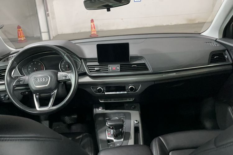 Used Audi Q5L 2018 40 TFSI Prestige Edition China V Interior 3