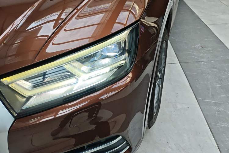 Used Audi Q5L 2018 45 TFSI Prestige Fashion Edition China V Emission Standard Left Front Headlight