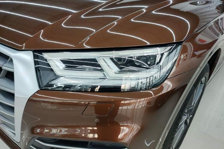 Used Audi Q5L 2018 45 TFSI Prestige Fashion Edition China V Emission Standard Left Front Headlight