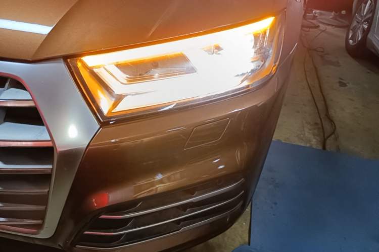Used Audi Q5L 2018 40 TFSI Prestige Fashion Edition China V Left Front Headlight