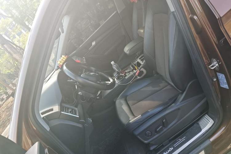 Used Audi Q5L 2018 40 TFSI Prestige Fashion Edition China V Left Front Seat