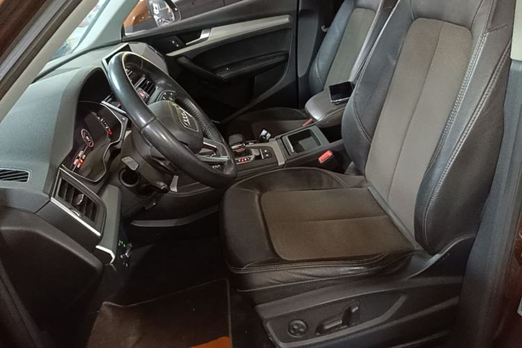 Used Audi Q5L 2018 40 TFSI Prestige Fashion Edition China V Left Front Seat