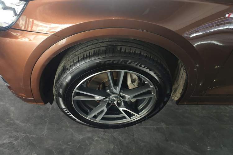 Used Audi Q5L 2018 40 TFSI Prestige Fashion Edition China V Left Front Wheel Hub