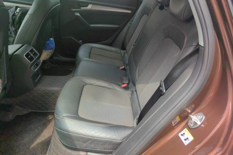 Used Audi Q5L 2018 45 TFSI Prestige Fashion Edition China V Emission Standard Left Rear Seat