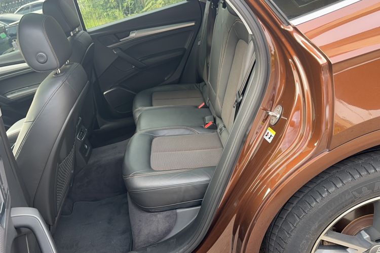 Used Audi Q5L 2018 45 TFSI Prestige Fashion Edition China V Emission Standard Left Rear Seat