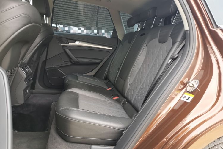 Used Audi Q5L 2018 45 TFSI Prestige Sport China V Left Rear Seat