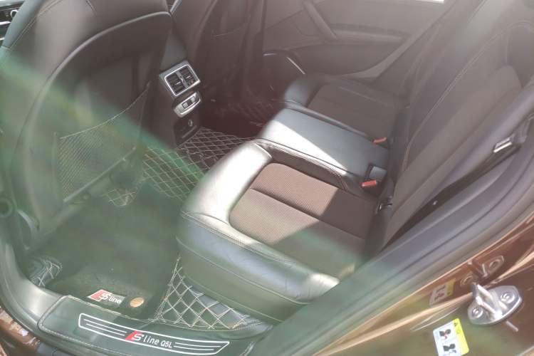 Used Audi Q5L 2018 40 TFSI Prestige Fashion Edition China V Left Rear Seat