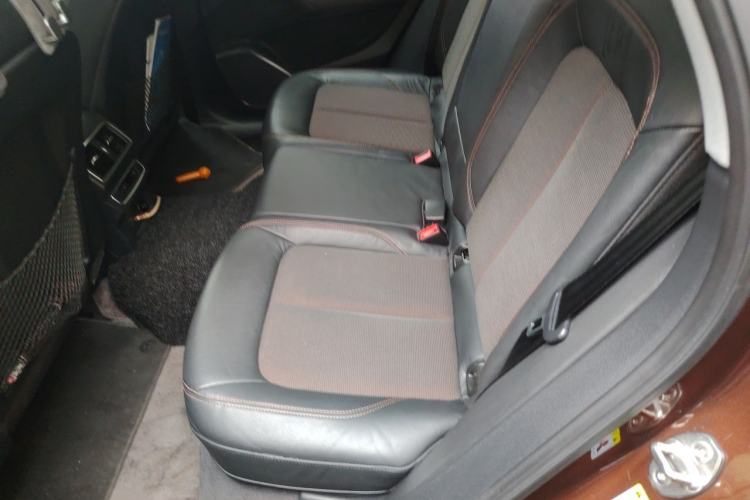 Used Audi Q5L 2018 40 TFSI Prestige Fashion Edition China VI Left Rear Seat