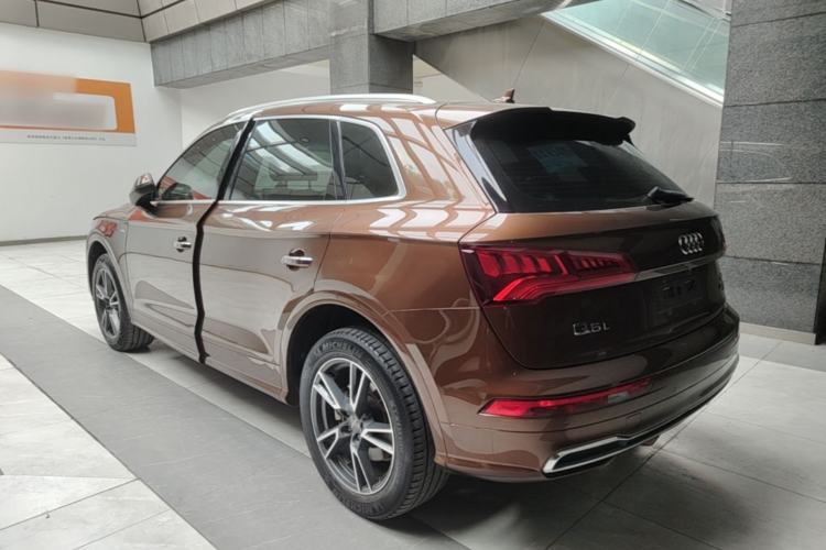Used Audi Q5L 2018 45 TFSI Prestige Fashion Edition China V Emission Standard Rear Left 45 Deg