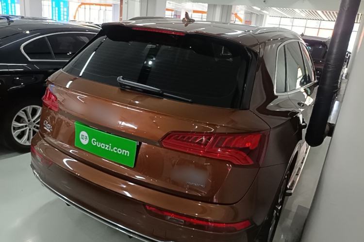 Used Audi Q5L 2018 45 TFSI Prestige Fashion Edition China V Emission Standard Rear Right 45 Deg