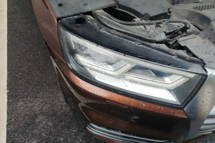 Used Audi Q5L 2018 40 TFSI Prestige Fashion Edition China VI Right Front Headlight