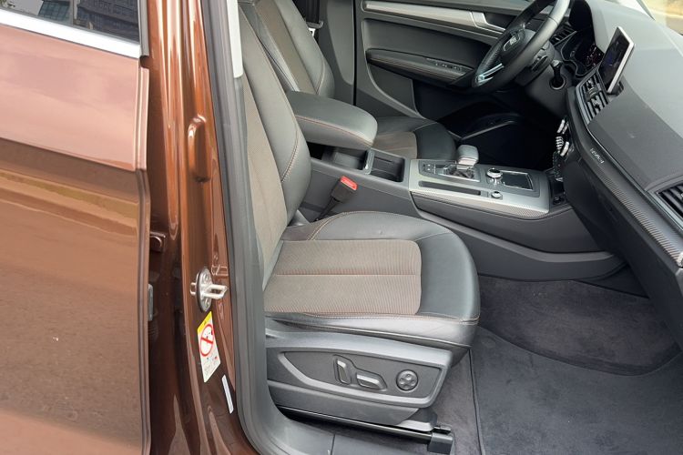 Used Audi Q5L 2018 45 TFSI Prestige Fashion Edition China V Emission Standard Right Front Seat