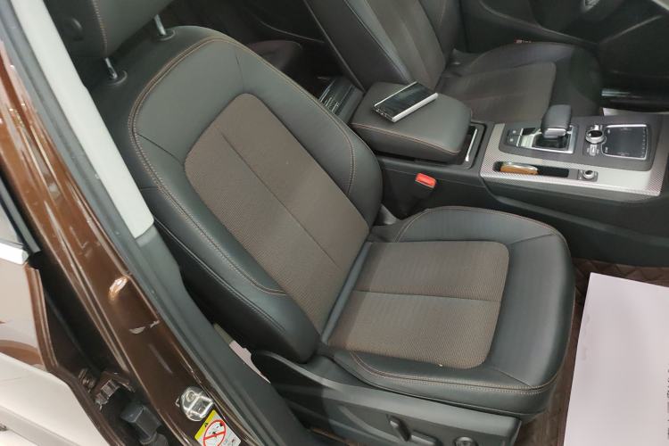 Used Audi Q5L 2018 45 TFSI Prestige Fashion Edition China V Emission Standard Right Front Seat