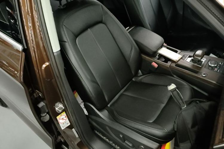 Used Audi Q5L 2018 40 TFSI Prestige Edition China V Right Front Seat