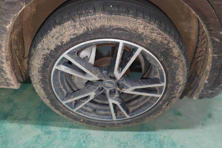 Used Audi Q5L 2018 40 TFSI Prestige Fashion Edition China V Right Front Wheel Hub