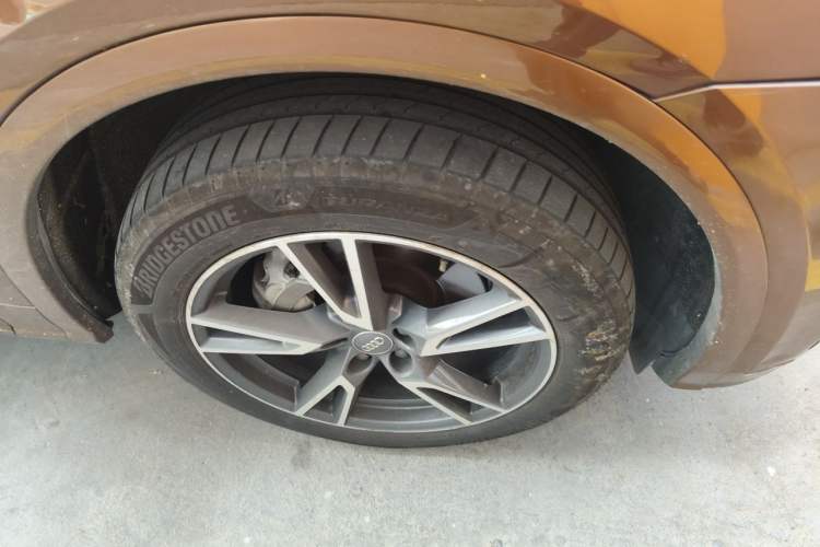 Used Audi Q5L 2018 40 TFSI Prestige Fashion Edition China V Right Front Wheel Hub
