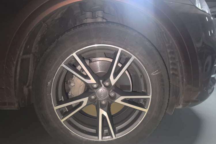 Used Audi Q5L 2018 40 TFSI Prestige Fashion Edition China V Right Front Wheel Hub