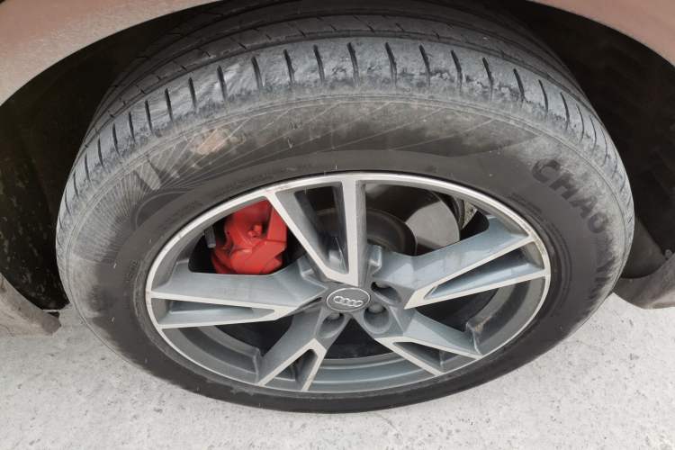 Used Audi Q5L 2018 40 TFSI Prestige Fashion Edition China V Right Front Wheel Hub