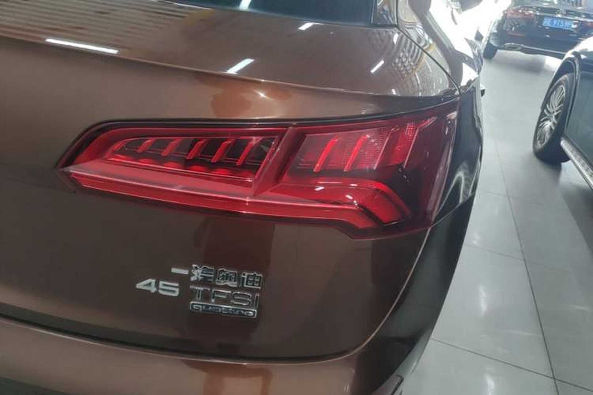 Used Audi Q5L 2018 45 TFSI Prestige Fashion Edition China V Emission Standard Right Rear Taillight