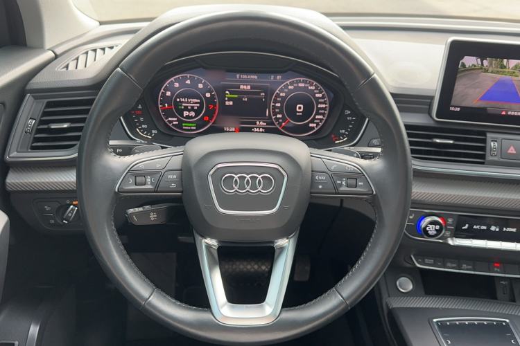 Used Audi Q5L 2018 45 TFSI Prestige Fashion Edition China V Emission Standard Steering Wheel