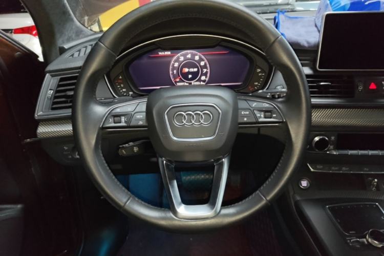 Used Audi Q5L 2018 45 TFSI Prestige Fashion Edition China VI Emission Standard Steering Wheel