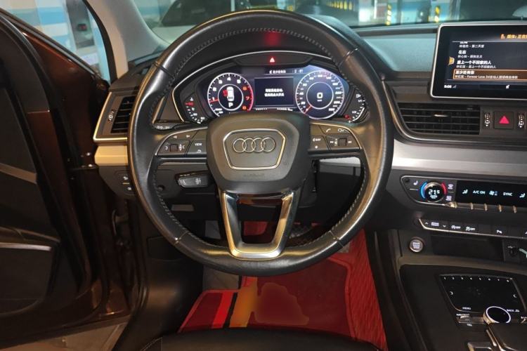 Used Audi Q5L 2018 40 TFSI Prestige Fashion Edition China V Steering Wheel