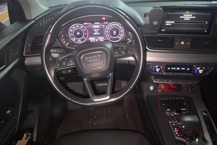 Used Audi Q5L 2018 40 TFSI Prestige Fashion Edition China V Steering Wheel