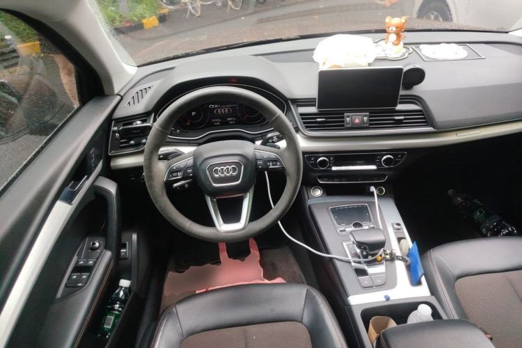 Used Audi Q5L 2018 40 TFSI Prestige Fashion Edition China VI Steering Wheel