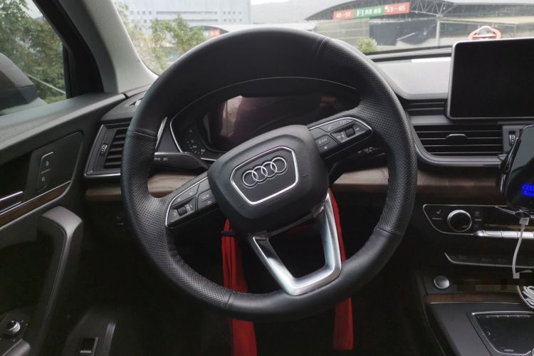 Used Audi Q5L 2018 40 TFSI Prestige Fashion Edition China V Steering Wheel