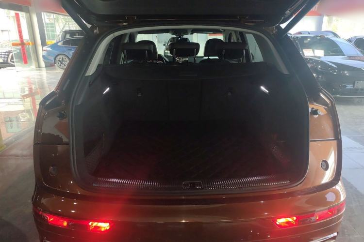 Used Audi Q5L 2018 40 TFSI Prestige Fashion Edition China V Trunk