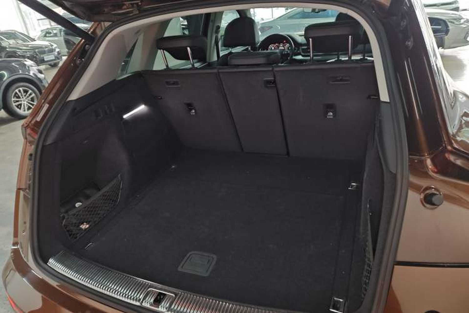 Used Audi Q5L 2018 40 TFSI Prestige Fashion Edition China V Trunk