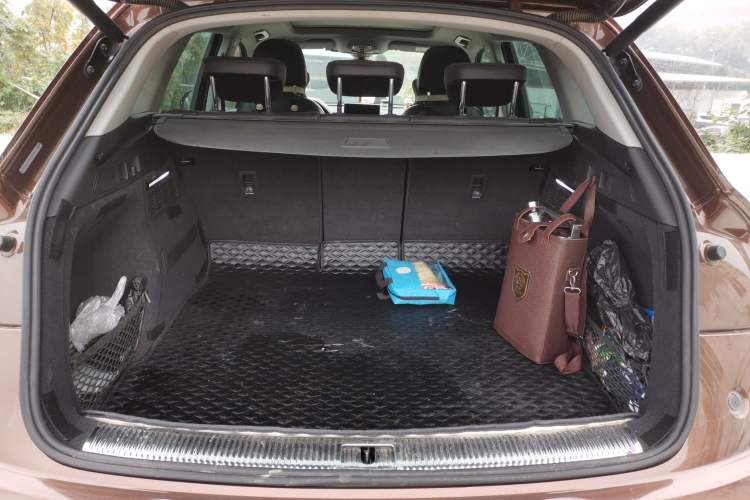 Used Audi Q5L 2018 40 TFSI Prestige Fashion Edition China V Trunk
