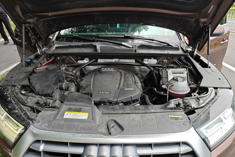 Used Audi Q5L 2018 40 TFSI Prestige Fashion Edition China V Engine Bay
