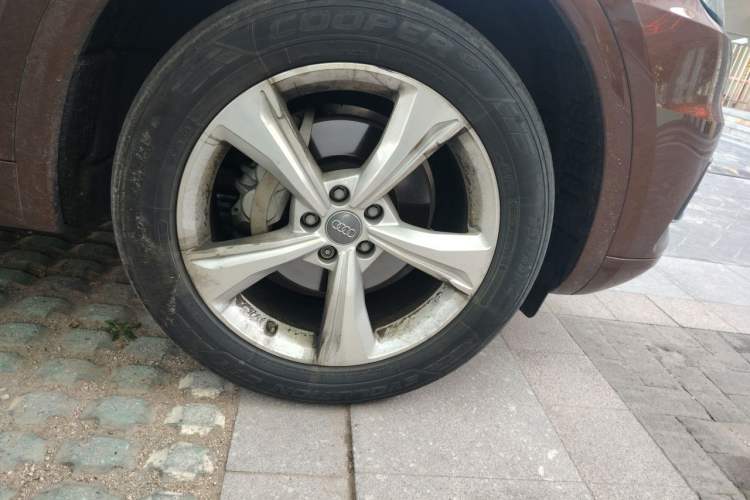Used Audi Q5L 2018 40 TFSI Prestige Edition China V Right Front Wheel Hub