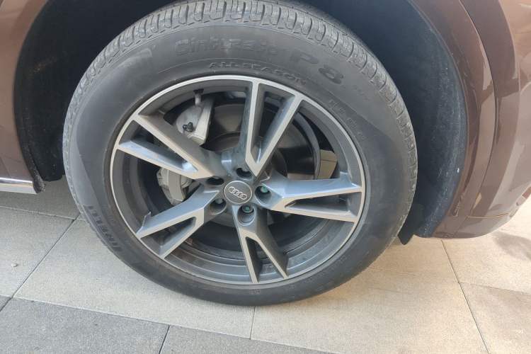 Used Audi Q5L 2018 40 TFSI Prestige Fashion Edition China V Right Front Wheel Hub