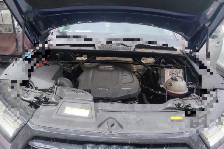 Used Audi Q5L 2018 45 TFSI Prestige Fashion Edition China V Emission Standard Engine Bay
