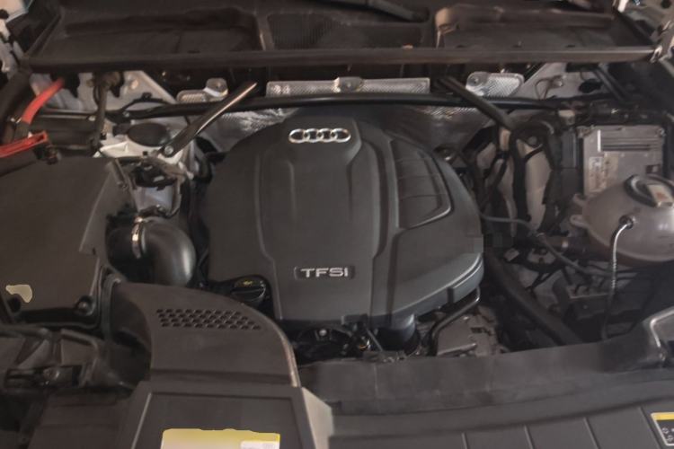 Used Audi Q5L 2018 40 TFSI Prestige Fashion Edition China VI Engine Bay