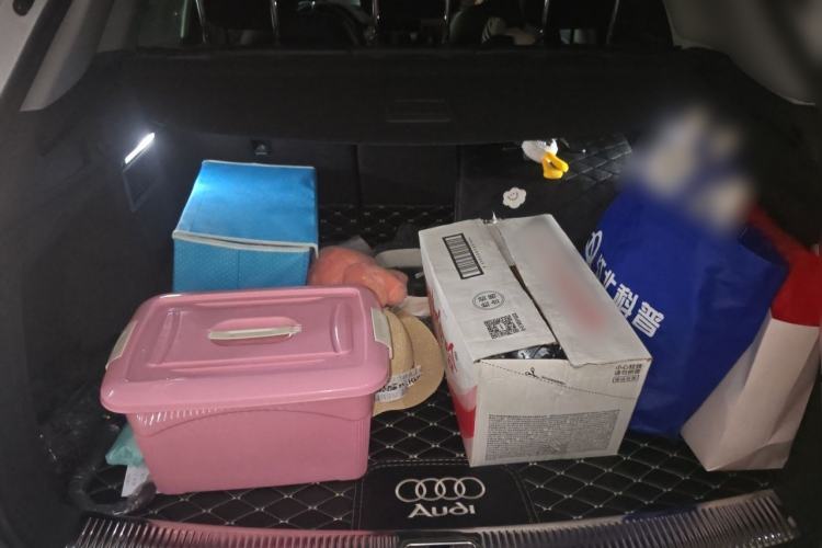 Used Audi Q5L 2018 40 TFSI Prestige Fashion Edition China VI Trunk