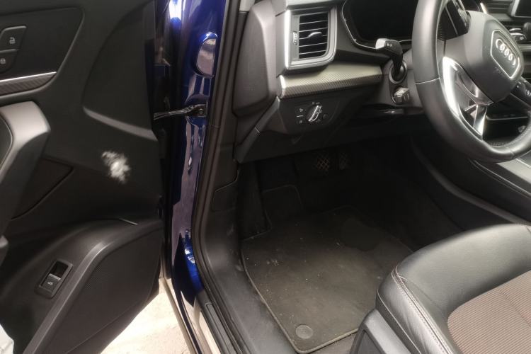 Used Audi Q5L 2018 45 TFSI Prestige Fashion Edition China VI Emission Standard Driver Seat