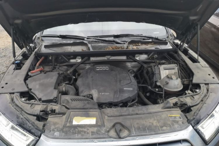 Used Audi Q5L 2018 40 TFSI Prestige Fashion Edition China VI Engine Bay