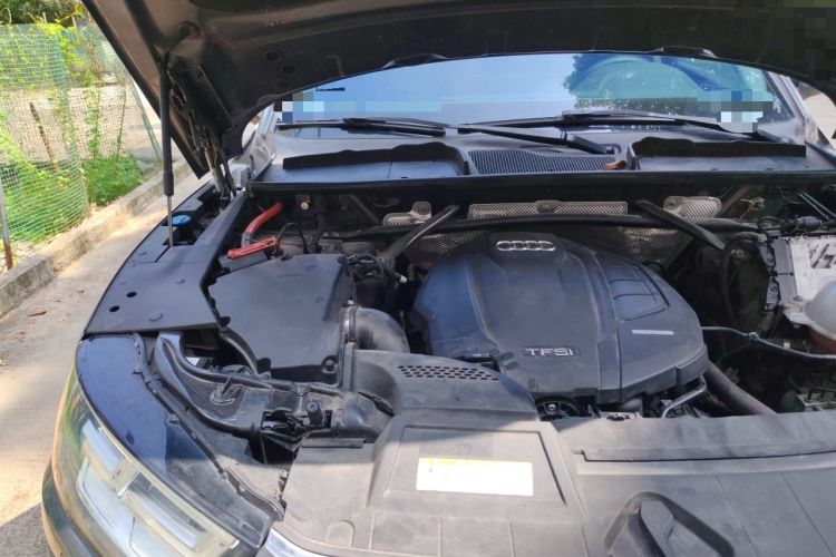 Used Audi Q5L 2018 45 TFSI Prestige Elegant Edition China VI Engine Bay Right
