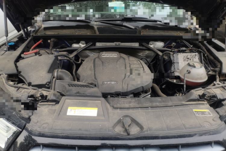 Used Audi Q5L 2018 45 TFSI Prestige Fashion Edition China VI Emission Standard Engine Bay